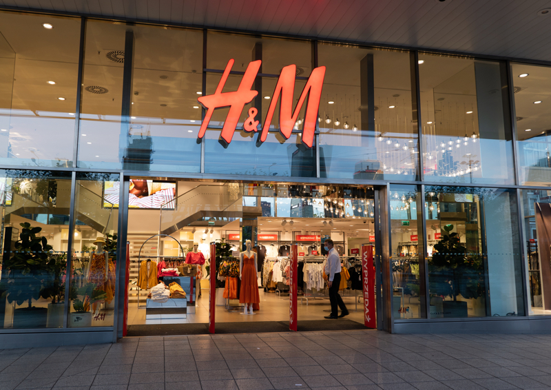 H&M has a massive 70 per cent off sale in store & online with shoppers  snapping up £128 worth of clothes for £47