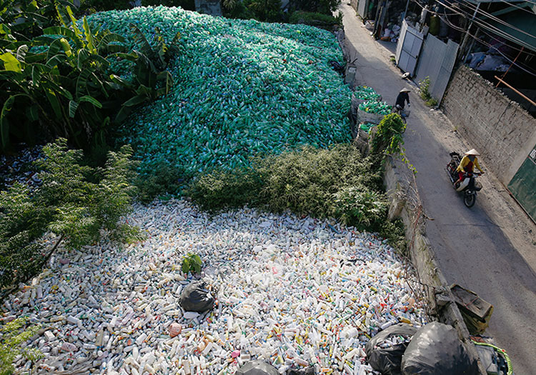 Could recycled polyester help avert looming environmental crisis?